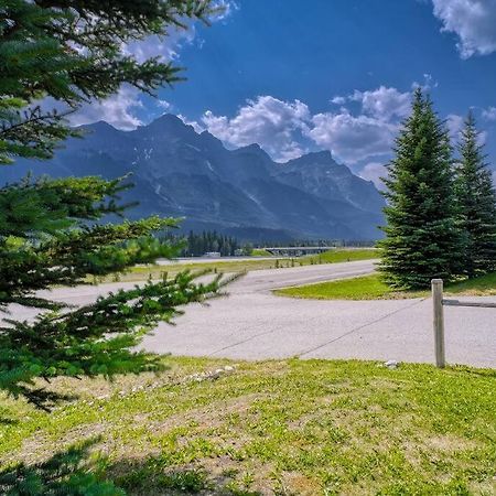 5 Mins To Banff - Cozy Townhome 2Br&2Bath - Banff Pass Included Канмор Экстерьер фото