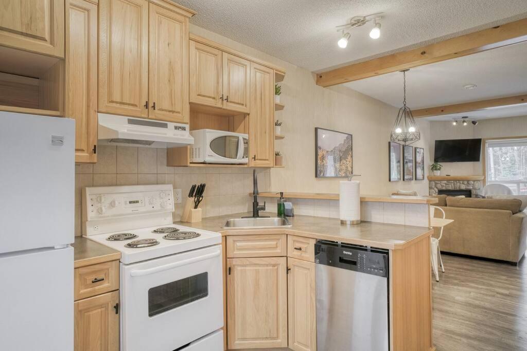 5 Mins To Banff - Cozy Townhome 2Br&2Bath - Banff Pass Included Канмор Экстерьер фото