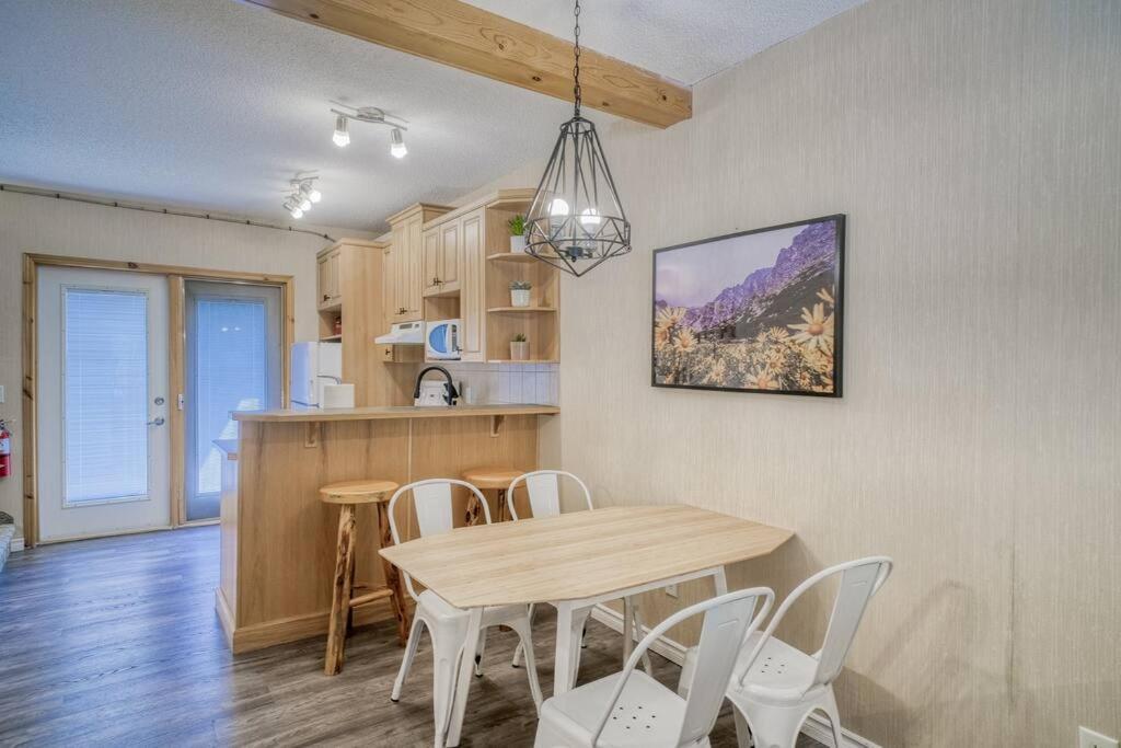 5 Mins To Banff - Cozy Townhome 2Br&2Bath - Banff Pass Included Канмор Экстерьер фото